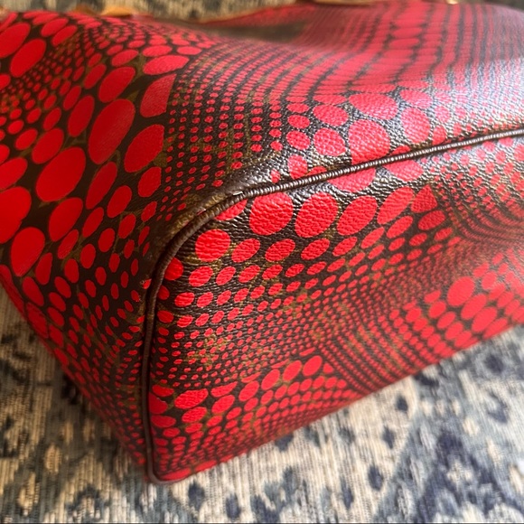 Louis Vuitton Kusama Neverfull MM Red - Picture 4 of 14
